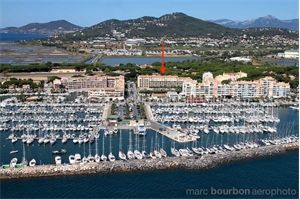 duplex-triplex à la vente -   83400  HYERES, surface 34 m2 vente duplex-triplex - UBI476522348